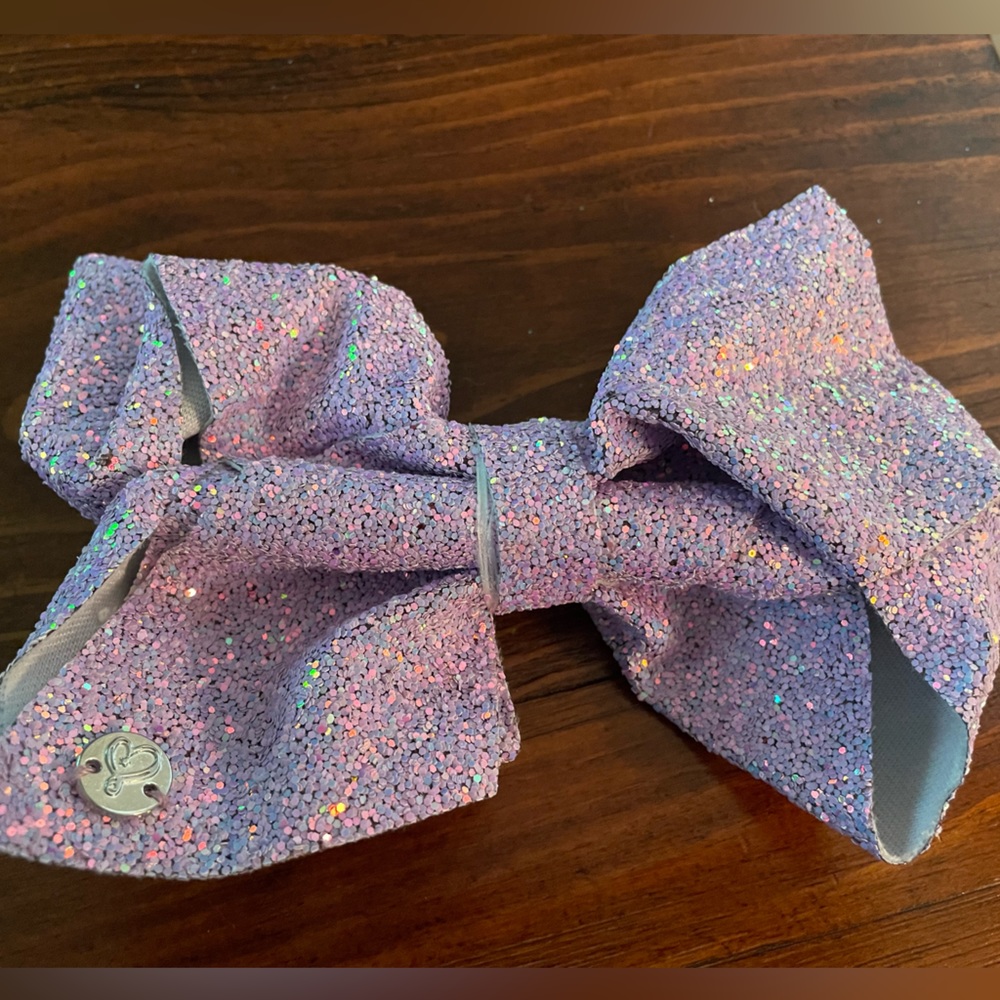 Jojo Siwa signature collection lavender Sparkly Bow hair clip.